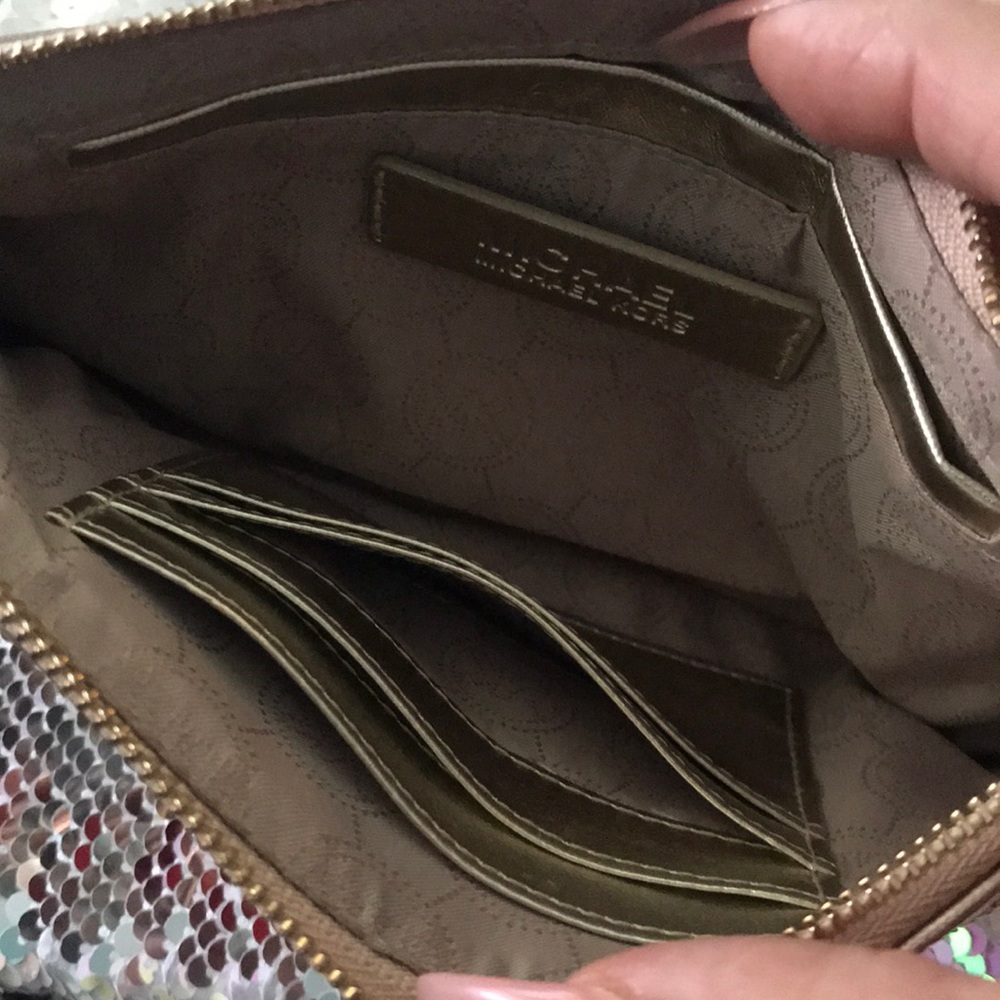 Bag - Picture 2 of 4